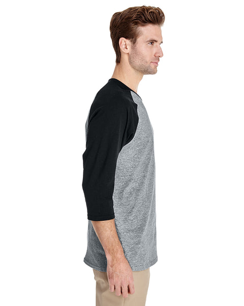 Gildan 3/4-Raglan Sleeve T-Shirt